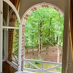 펜션 La Feuillee, Charmante Maison Au Bois De Cise 얼트