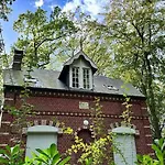 Semesterbostad La Feuillee, Charmante Maison Au Bois De Cise